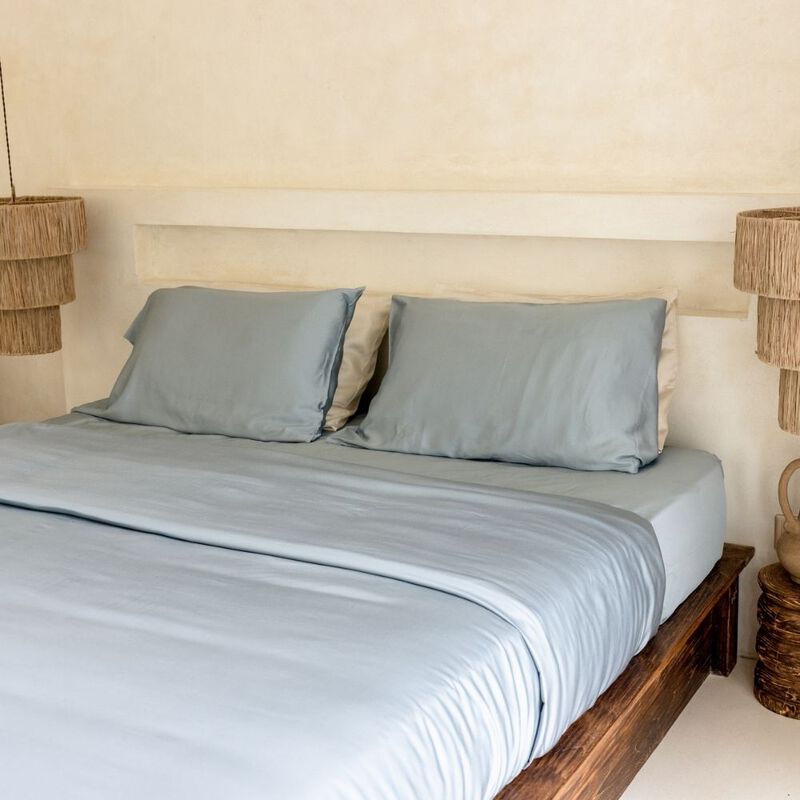 Organic Bamboo Sateen Duvet Cover Set image number 1