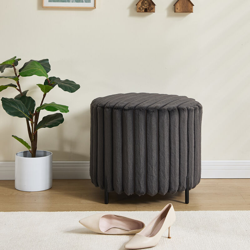 22" Wide Upholstered Round Pouf Ottoman Foot Rest with Black Metal Legs,Faux Fur Footstool for Living Room Bedroom Entryway