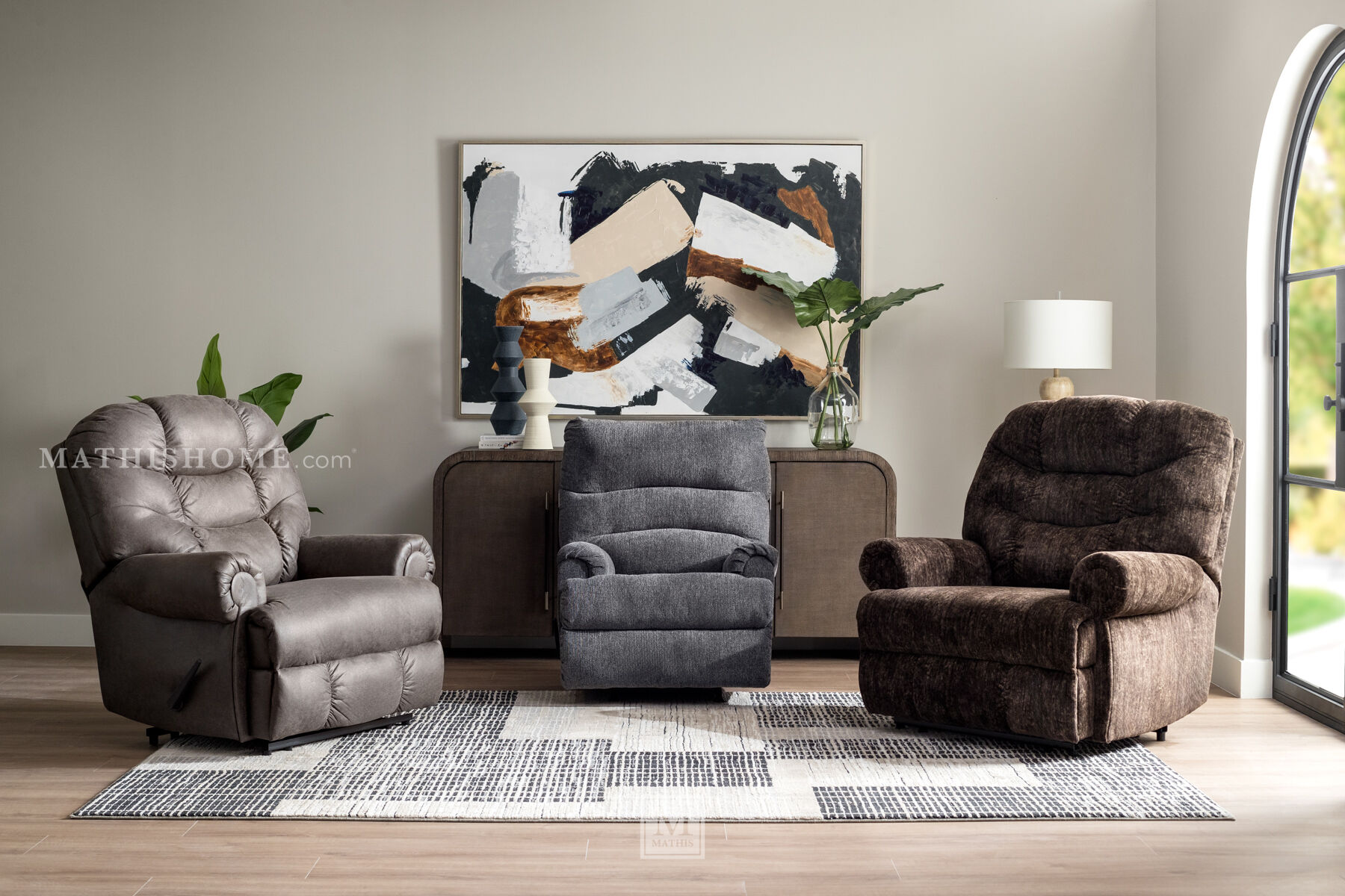 Camera Time Oversized Manual Recliner | Mathis Home