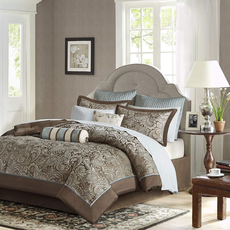 12-Piece Bedding Set – Cotton Polyester Comforter with Pillow Shams for a Cozy Sleep