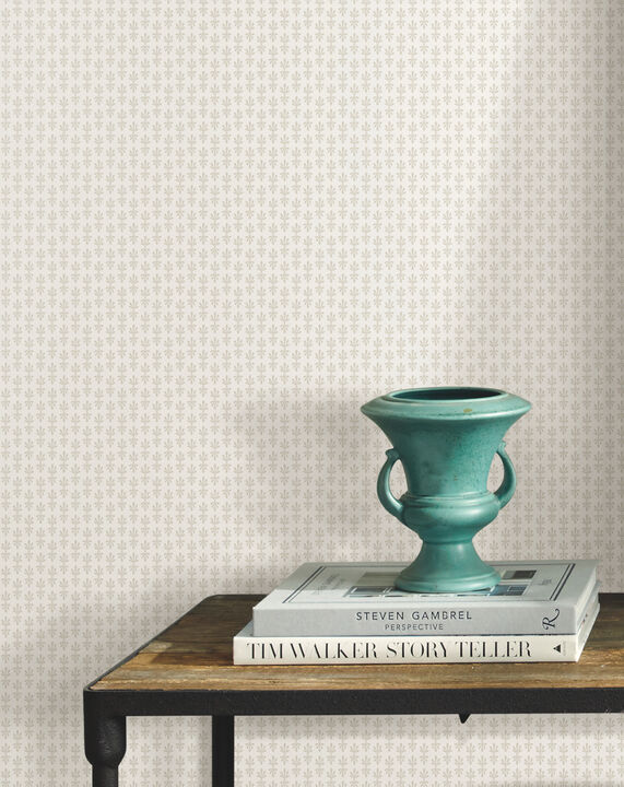 Petal Off White Wallpaper