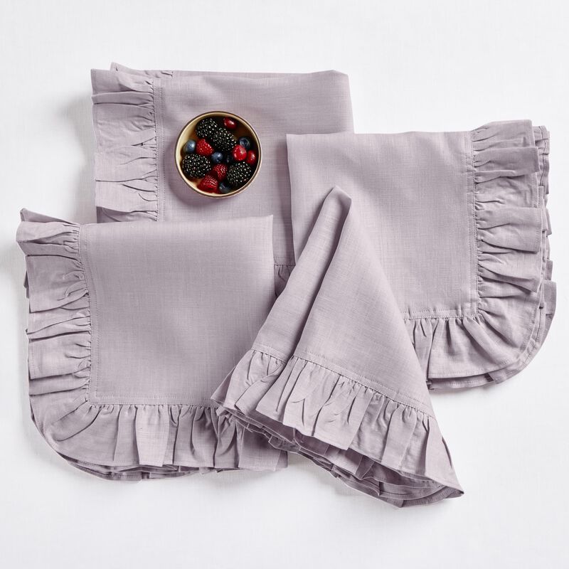 Solino Home Gabrielle Ruffle 100% Linen Dinner Napkins &ndash; Set of 4, 20 x 20 in, Machine Washable, Holiday and Everyday Dining