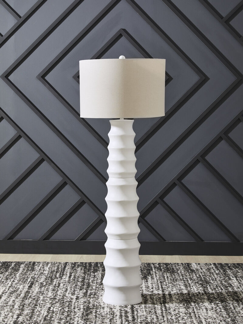 Veraleigh Floor Lamp image number 1