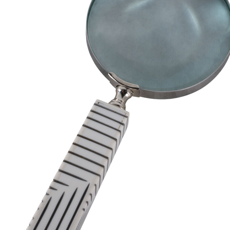 Lines Handle Magnifying Glass image number 4