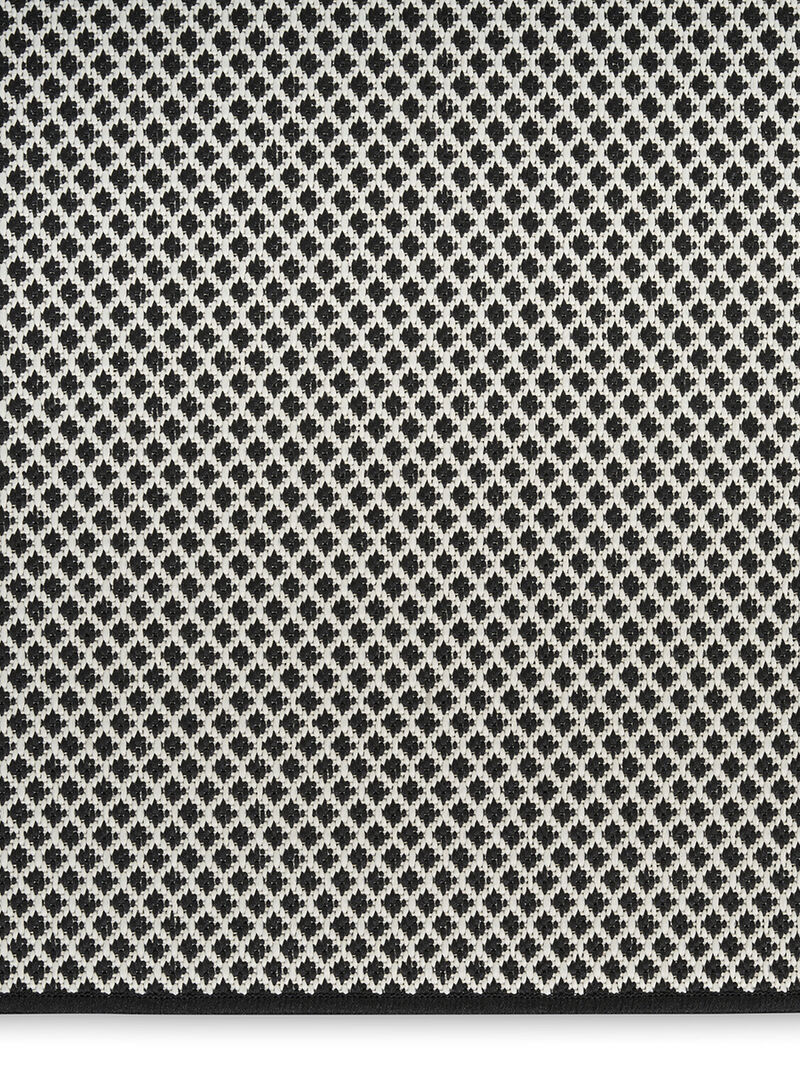 Courtyard COU01 Black/White 8' x 10' Rug