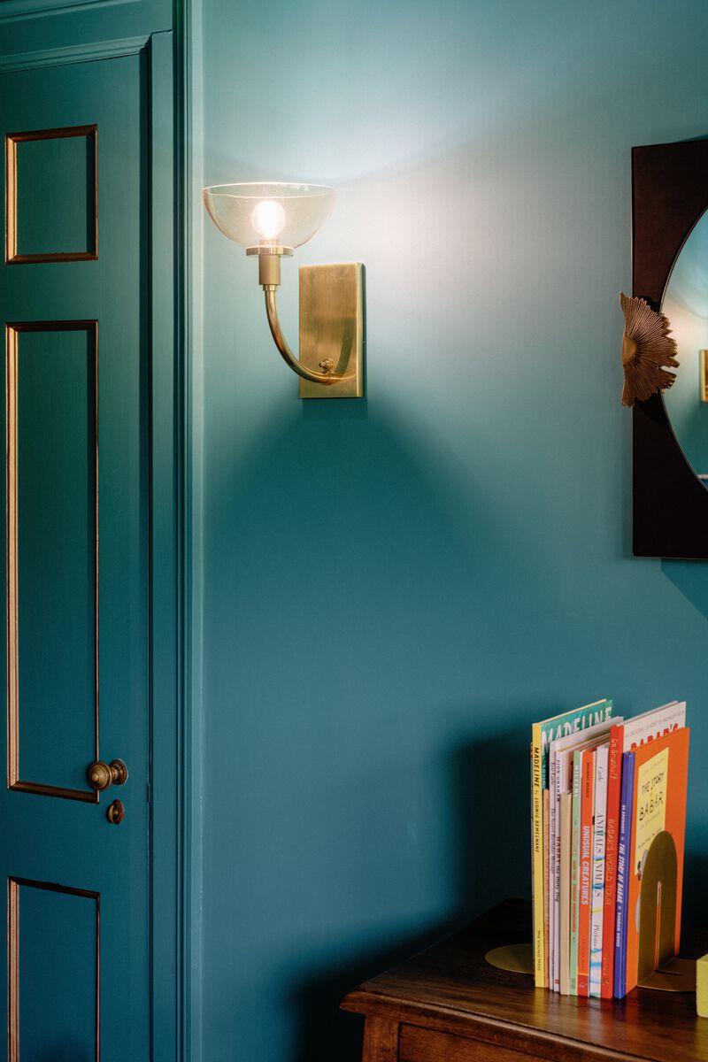 Eva Wall Sconce image number 8