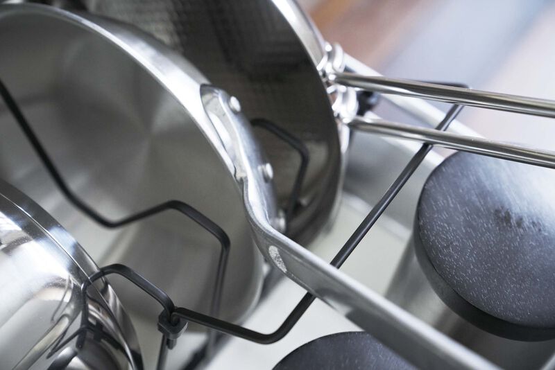 Adjustable Pot Lid Organizer