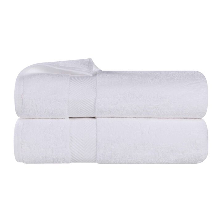 Plush Zero Twist Cotton Bath Towels Set of 2 for Bathroom Comfort