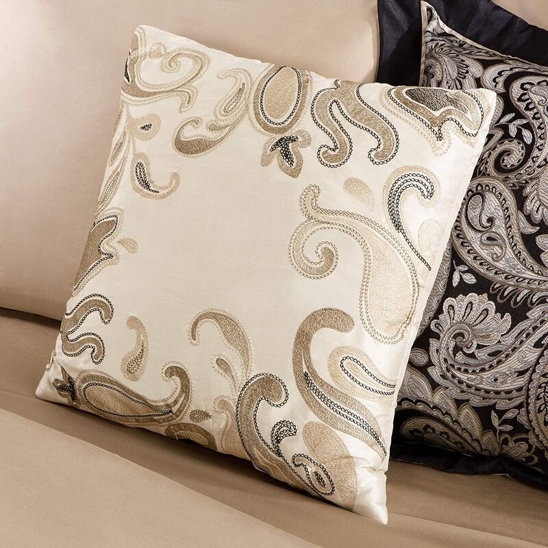 Classic Paisley Bedding Set &ndash; 12-Piece Queen Comforter with Matching Accessories