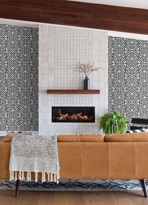Kachel Black Geometric Wallpaper