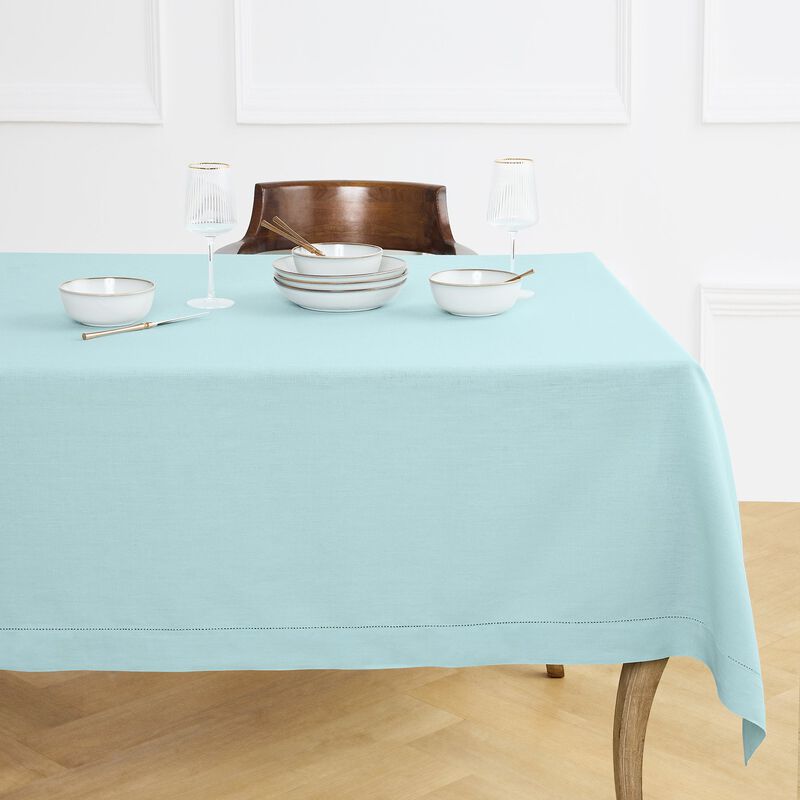 Solino Home Classic Hemstitch 100% Linen Tablecloth &ndash; Handcrafted, Machine Washable, Perfect for Holiday and Everyday Dining