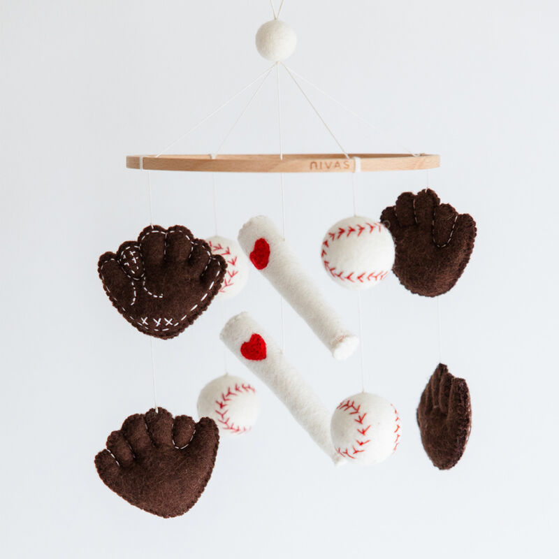 Baseball Mobile image number 0