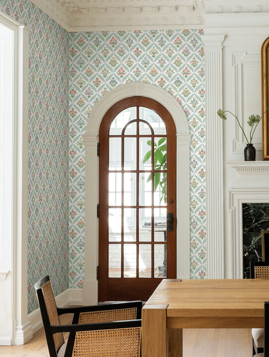 Estee Garden Pastel Wallpaper