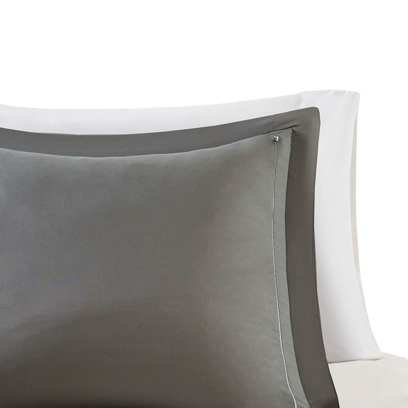 Gracie Mills Vicente Reversible Diamond Quilt Down Alternative Comforter Set with 3M Scotchgard Protection