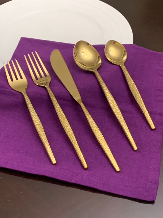 20 Piece Gold Plated Flatware Set, Service for 4
