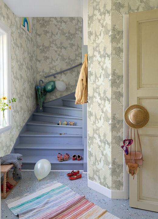 Dr&Atilde;&para;mma Light Grey Songbirds and Sunflowers Wallpaper