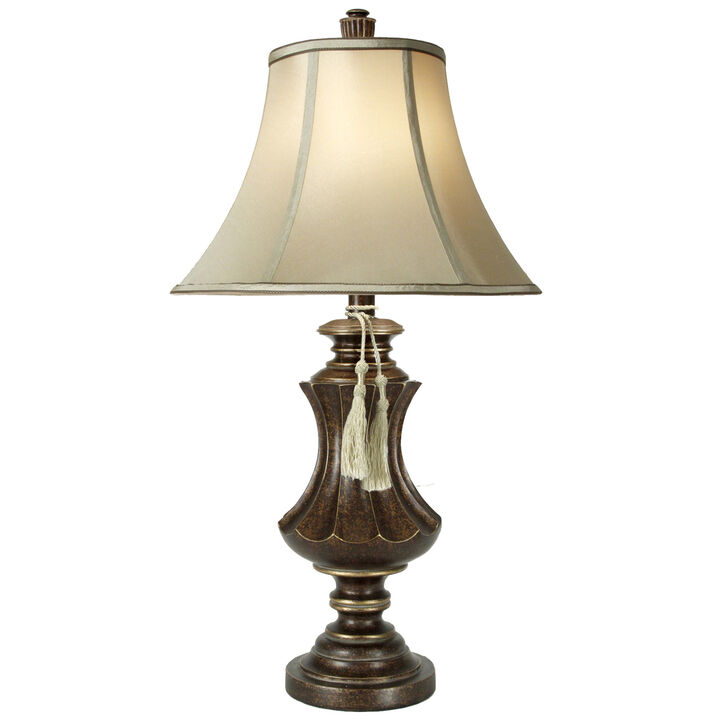 Winthrop Finish Table Lamp (Set of 2)