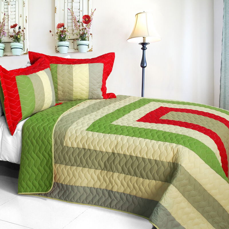Queen Size 3PC Geometric Patchwork Quilt Set with Quilted Stitch Detail-Green image number 0