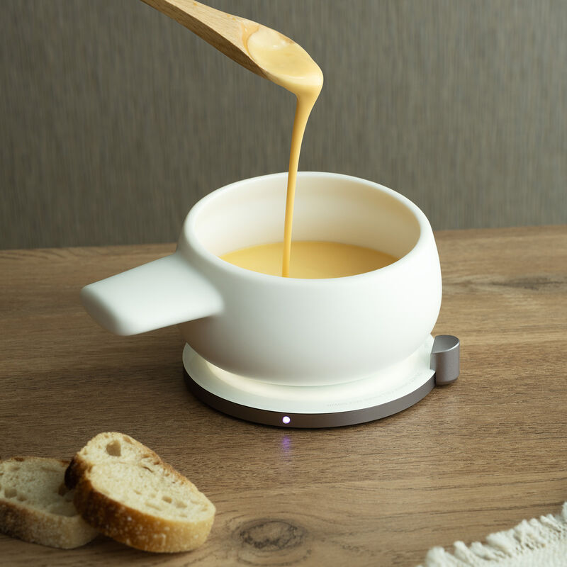 Fondi Self-Heating Fondue Set image number 2