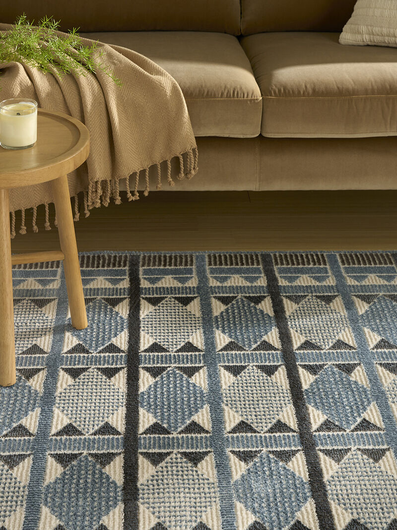 Nordic NRC06 Blue 8' x 10' Rug