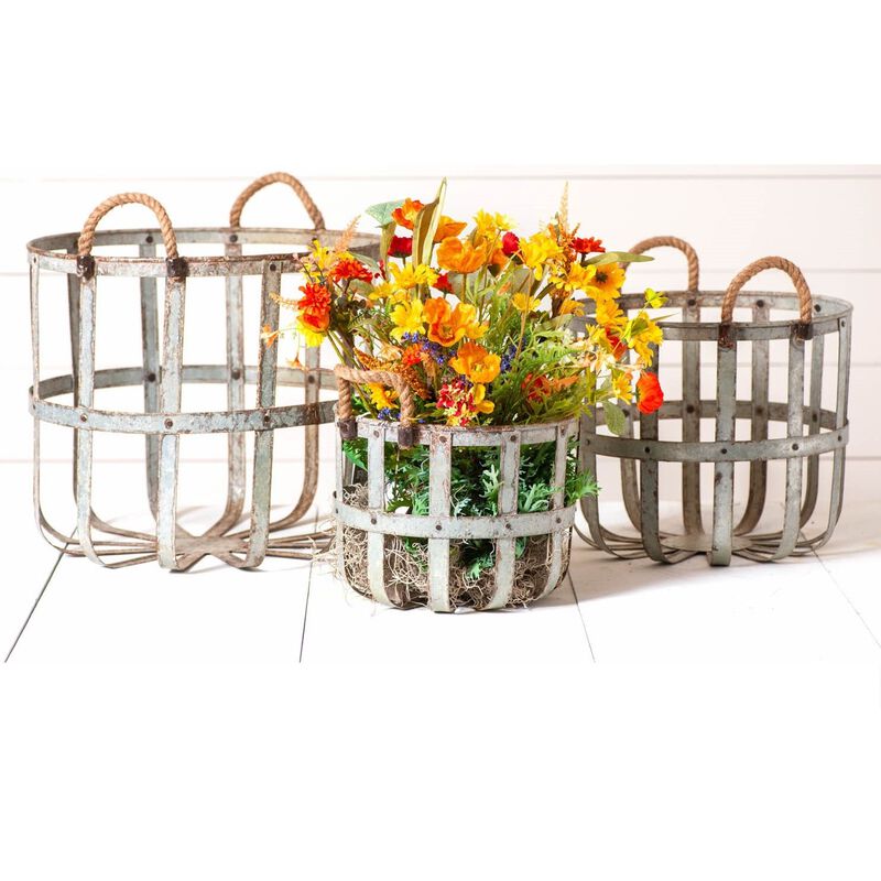 Irvins Country Tinware Rustic Round Metal Basket Set image number 2