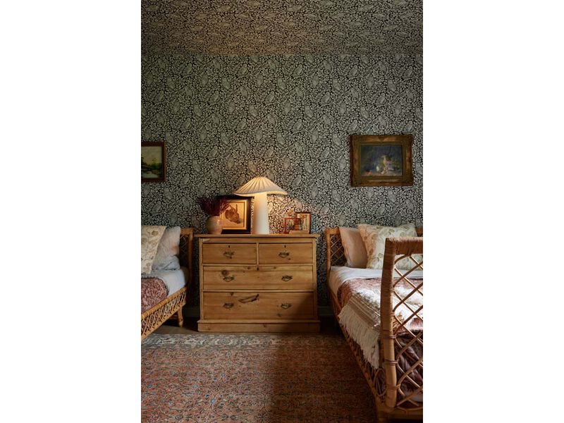 Chanterelle Table Lamp image number 1