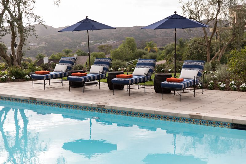 Provence Chaise Lounge image number 6