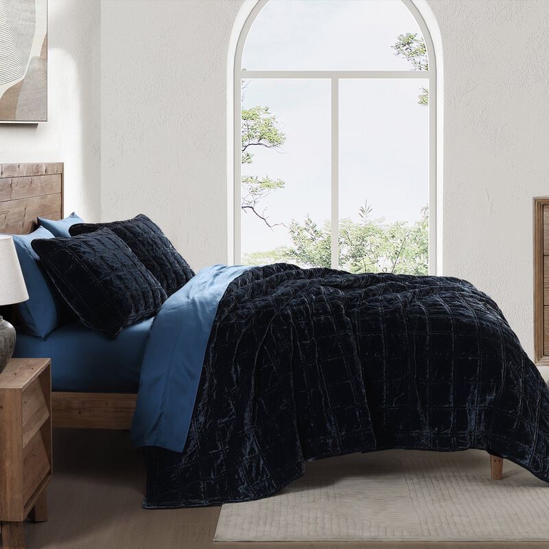 Stella Double Box Stitch Blue King Quilt Set image number 1