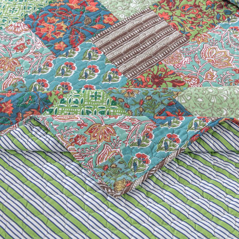 Aby 3pc King Quilt Set, Reversible Patchwork, Jade Green Cotton Microfiber - Benzara