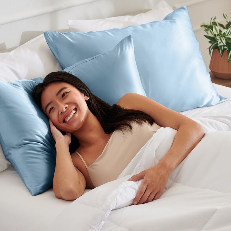 Satin Pillowcase Set for Hair and Skin image number 2