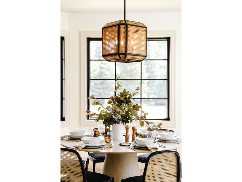 Georgia Pendant image number 9