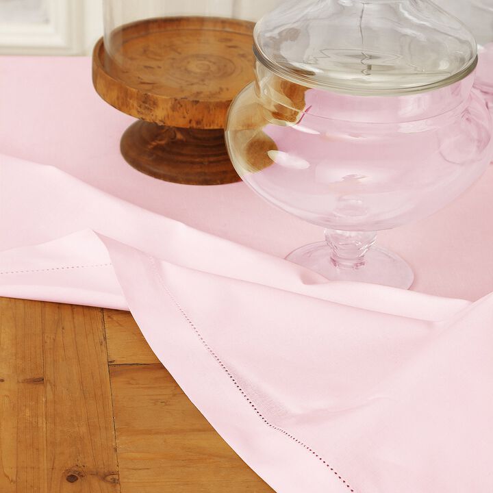 Solino Home Cotton Linen Hemstitch Tablecloth &ndash; Handcrafted, Machine Washable, Perfect for Holiday and Everyday Dining