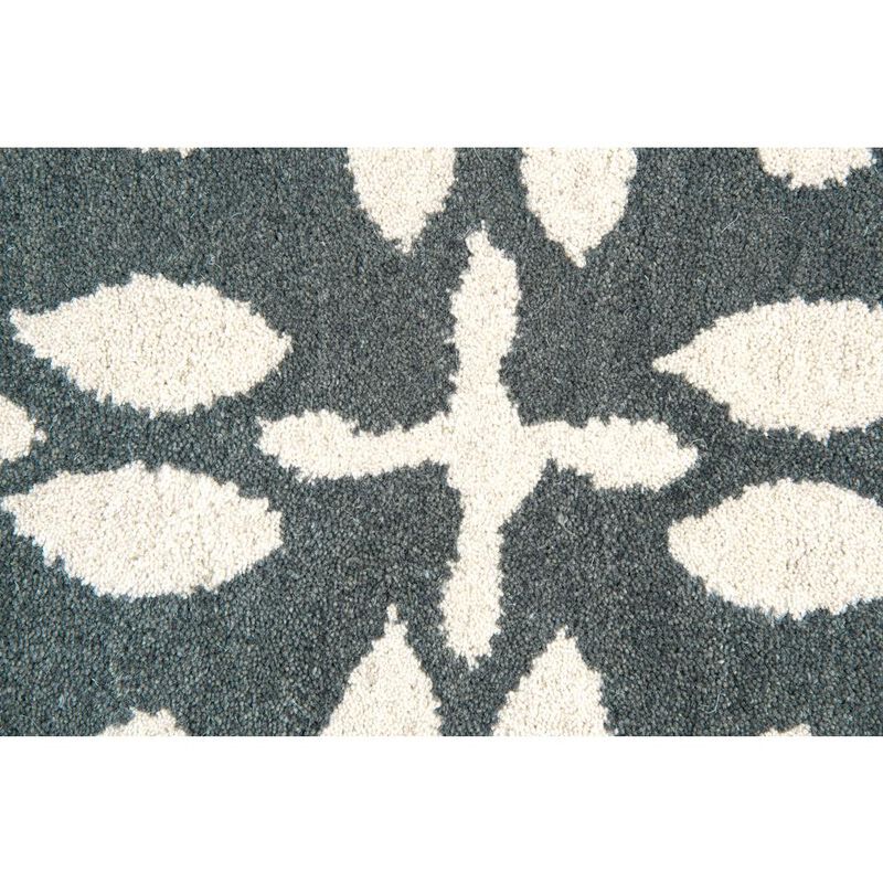 Holland Gray 2'6" x 8' Hand-Tufted Rug