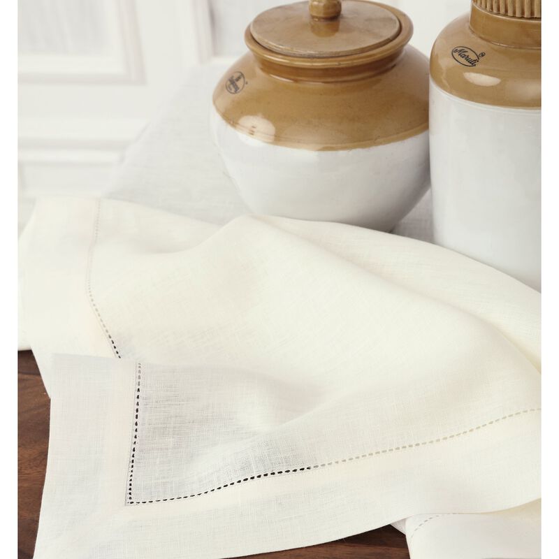 Solino Home Classic Hemstitch 100% Linen Tablecloth &ndash; Handcrafted, Machine Washable, Perfect for Holiday and Everyday Dining