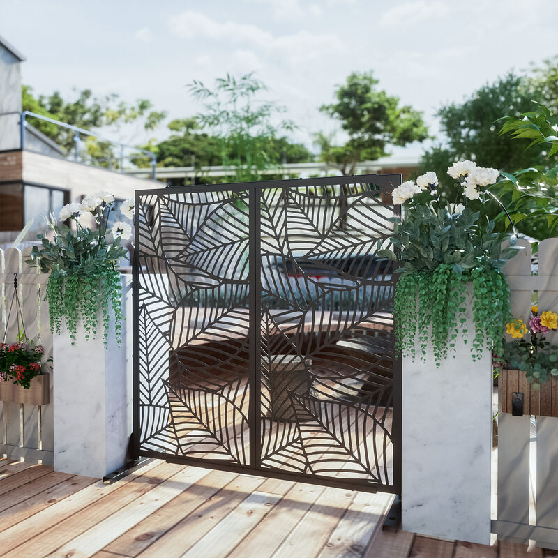 47*72 Garden Fence Outdoor Privacy Screen  in Black