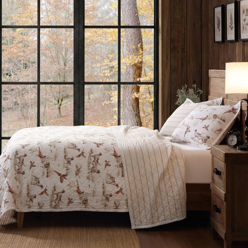 Hunt Life Queen Reversible Quilt Set image number 1