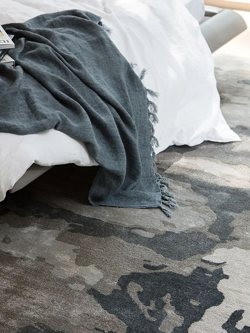 Transcend Glacier Gray 10' x 14' Rug