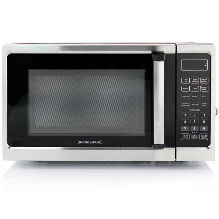 Black + Decker 0.9 Cu Ft 900W Digital Microwave Oven With Turntable in Stainless Steel