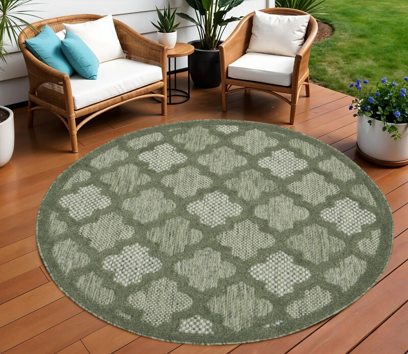HomeRoots 8' Green Round Geometric Indoor Outdoor Area Rug image number 1