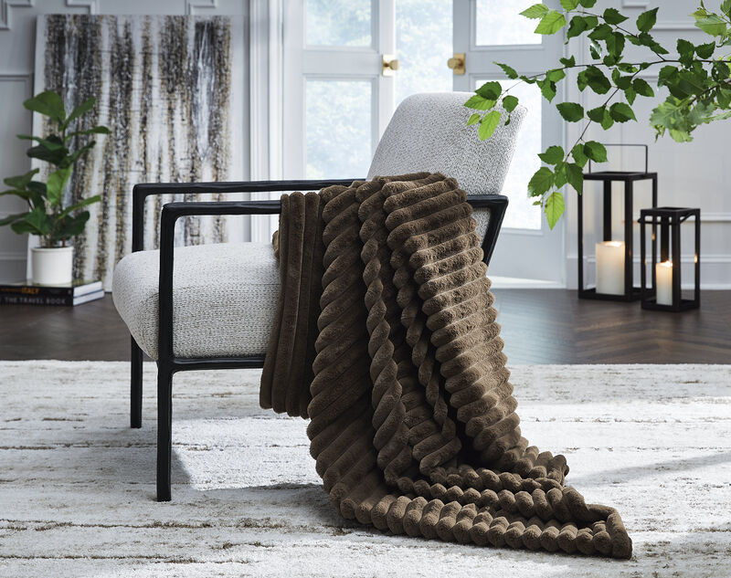 Alsonwell Throw (Set of 3) image number 1