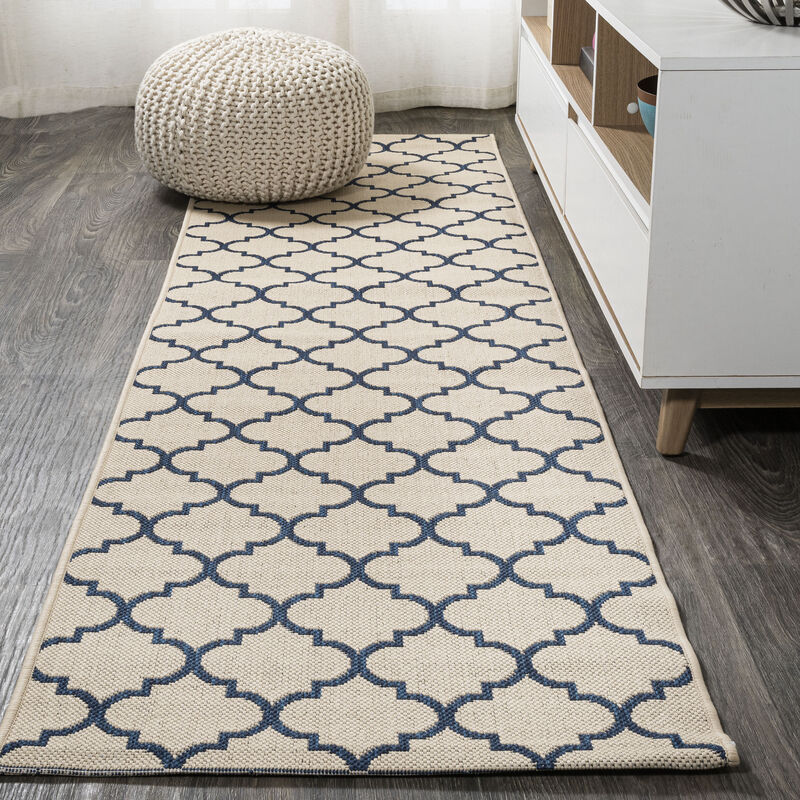 Arabesque Ogee Trellis Indoor/Outdoor Area Rug
