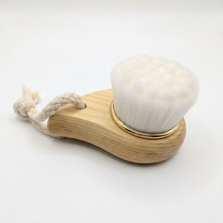 Facial Brush with Bamboo Handle