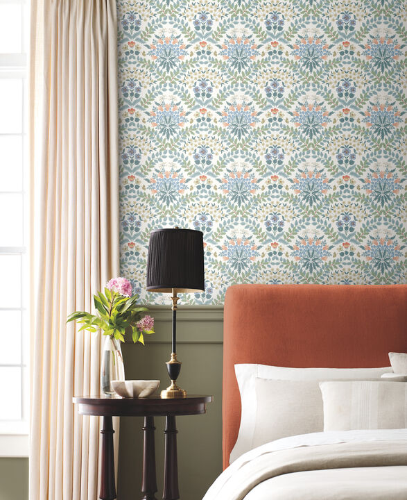 Bramble White & Green Wallpaper (Set of 2)