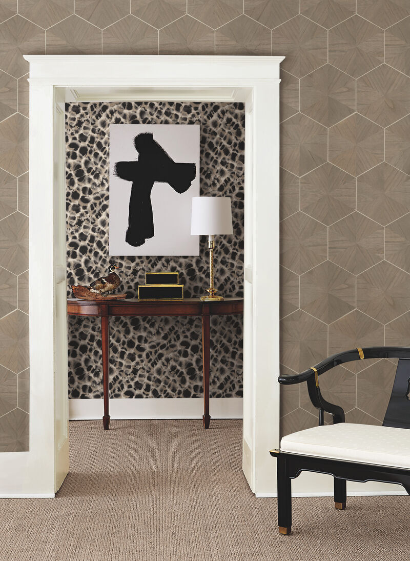 Leopard Rosettes Black Wallpaper image number 2