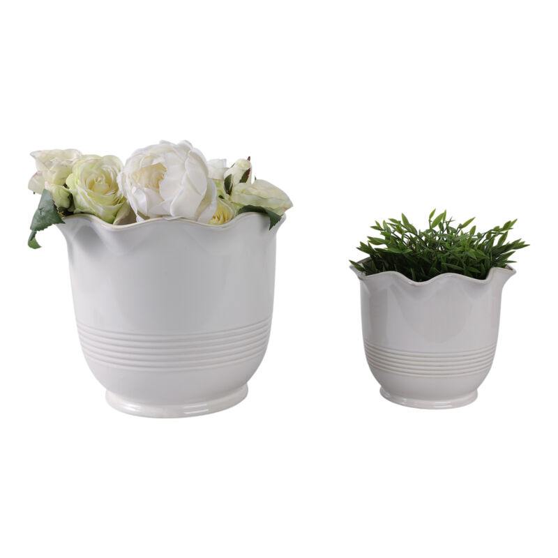 Ruffle Edge Planters (Set of 2)