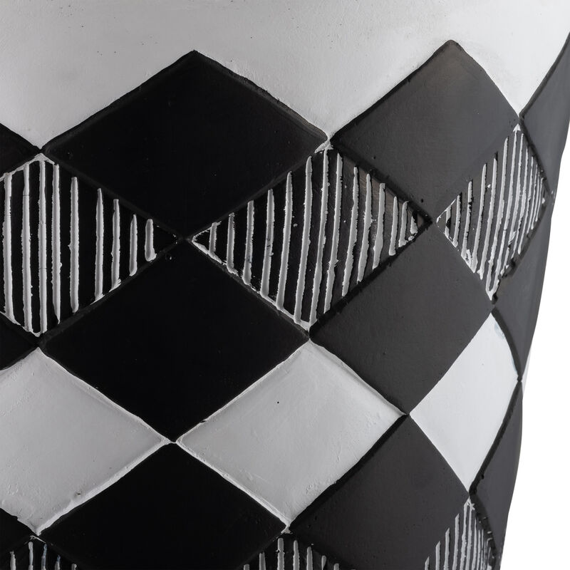 S/2 10/12" Diamond Planter image number 4