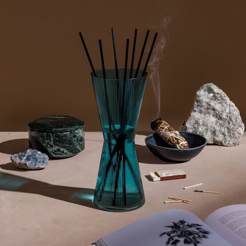 Aiz Reed Diffuser In Oud & Bergamot image number 1