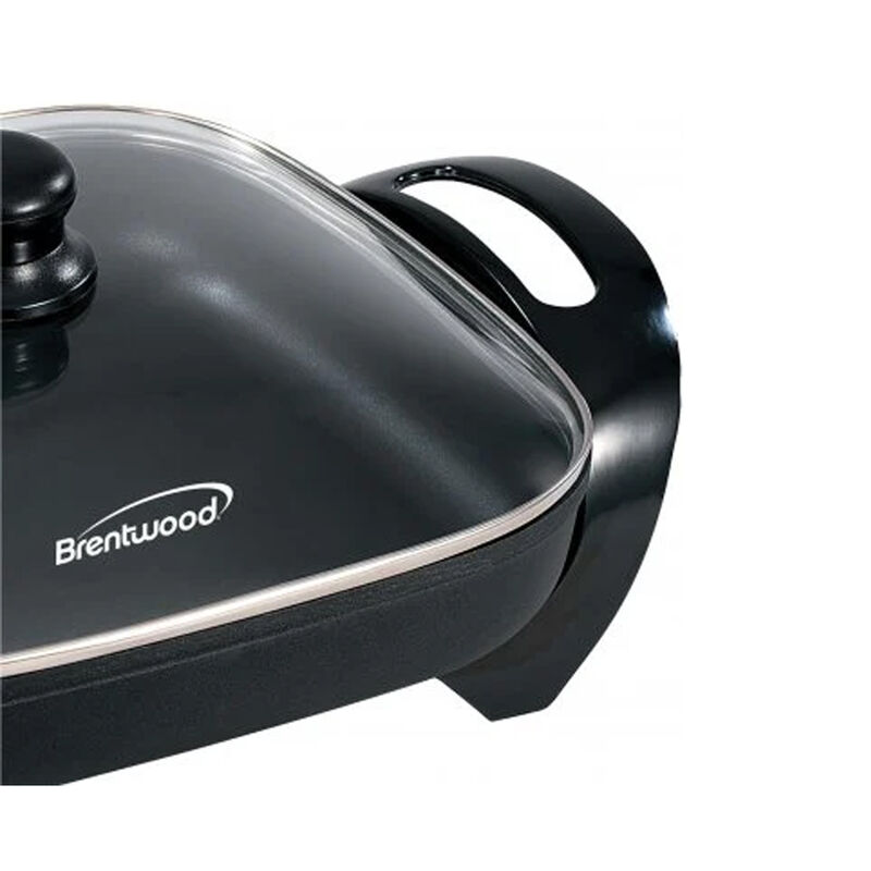 Brentwood 12 in. Electric Skillet with Glass Lid in Black