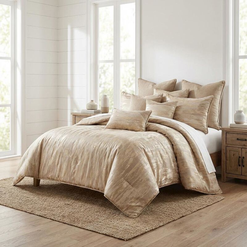 Michael Amini Sloane 10-Piece Comforter Set image number 4