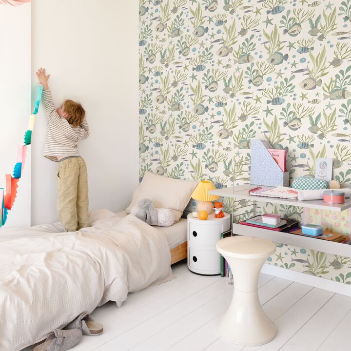 Little Dreamers Photographic All-over Print Green Wallpaper GDLD3309